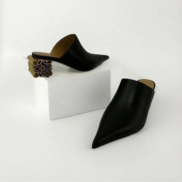 NEW LOEWE Anagram Black Gold Pointed Slip On Mules 6Chunk Heel, SiZE 36EU - Picture 2 of 9